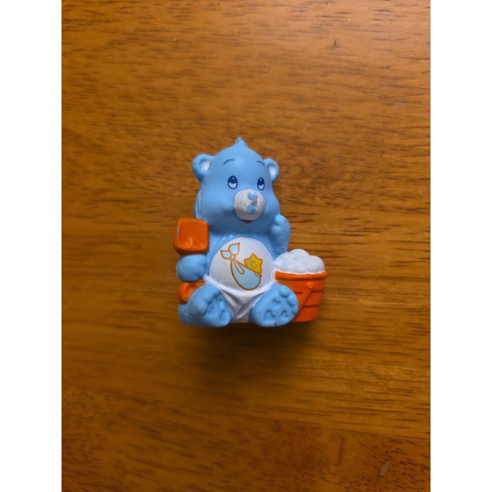 Vintage 1984 THE CARE BEARS BABY TUGS BEAR PVC Toy Figure AGC Teddy Cake Topper